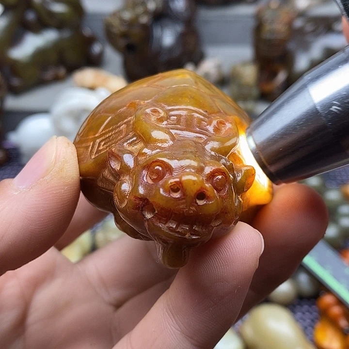 未镶嵌蛇纹石玉颈饰