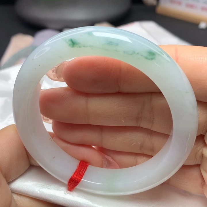 翡翠手镯未镶嵌55555656