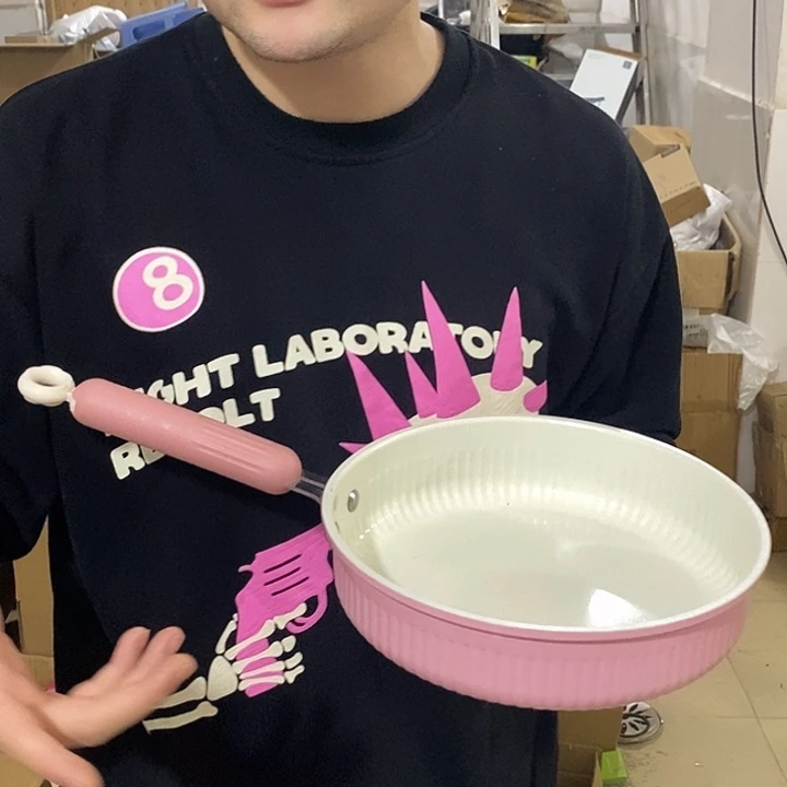 开播福利陶瓷锅送锅铲