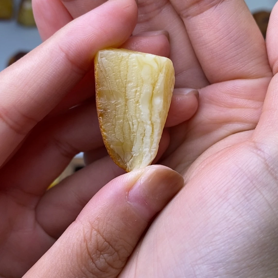 定制琥珀天然蜜蜡