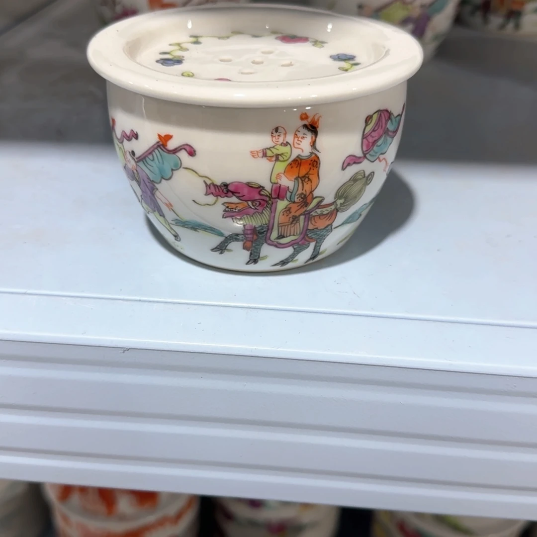 瓷片瓷器等艺术家都以精湛细腻