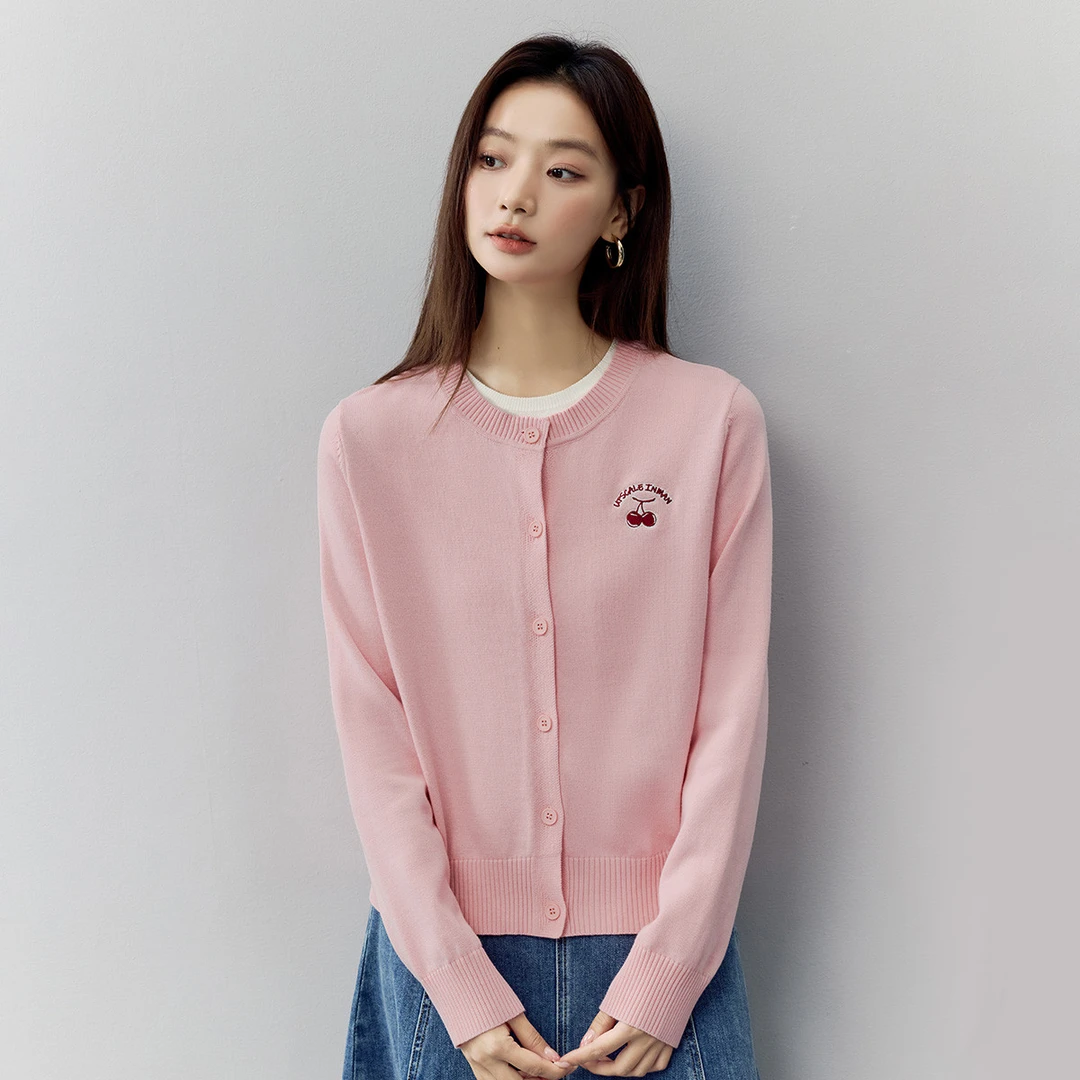 【桃子幺幺】茵曼春季时尚保暖百搭开衫毛衣慵懒百搭休闲绣花针织衫