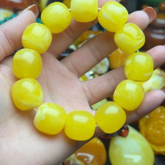 琥珀手串未镶嵌蜜蜡