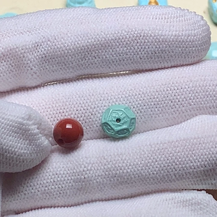 南红玛瑙未镶嵌珠宝奇石