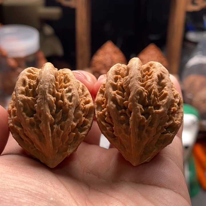 文玩核桃把件楸大胖70