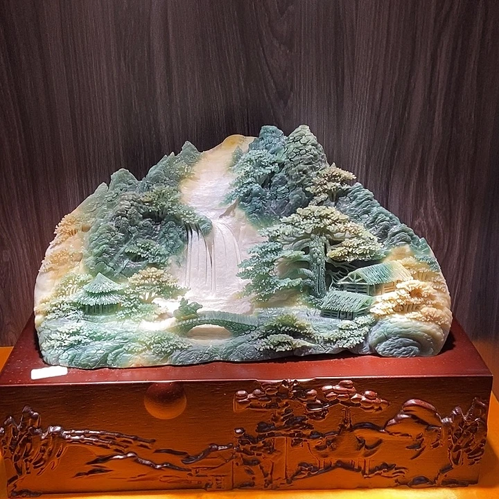 蛇纹石玉（覆膜）合金珠宝奇石