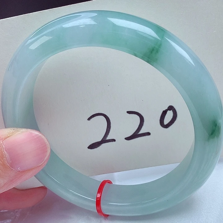 翡翠未镶嵌手镯翡翠