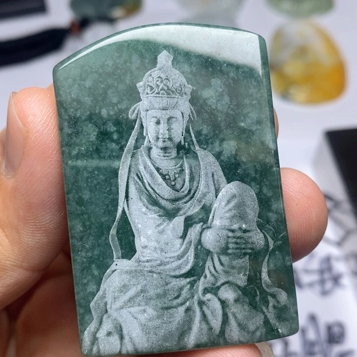 颈饰未镶嵌翡翠翡翠
