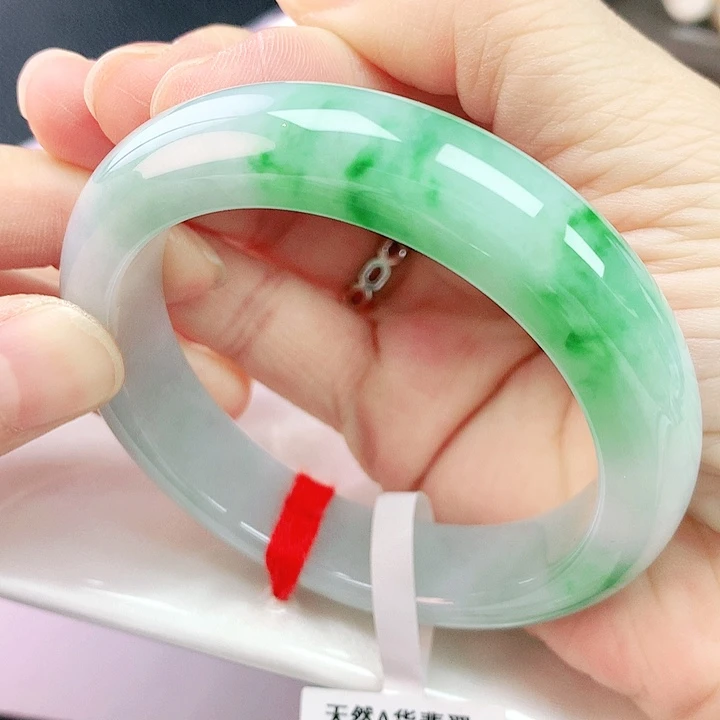 未镶嵌手镯翡翠54+轮胎阳绿