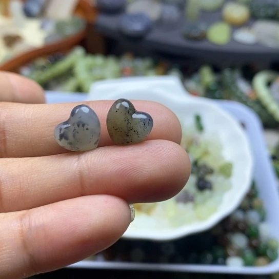 和田玉配件未镶嵌