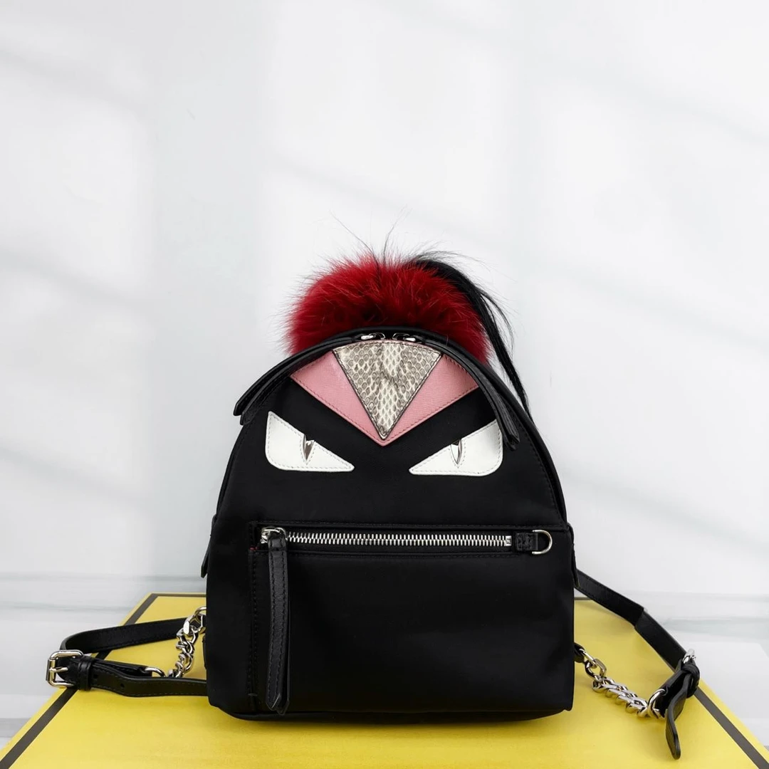 95新 FENDI/芬迪 小野专属/单肩包/TL0007