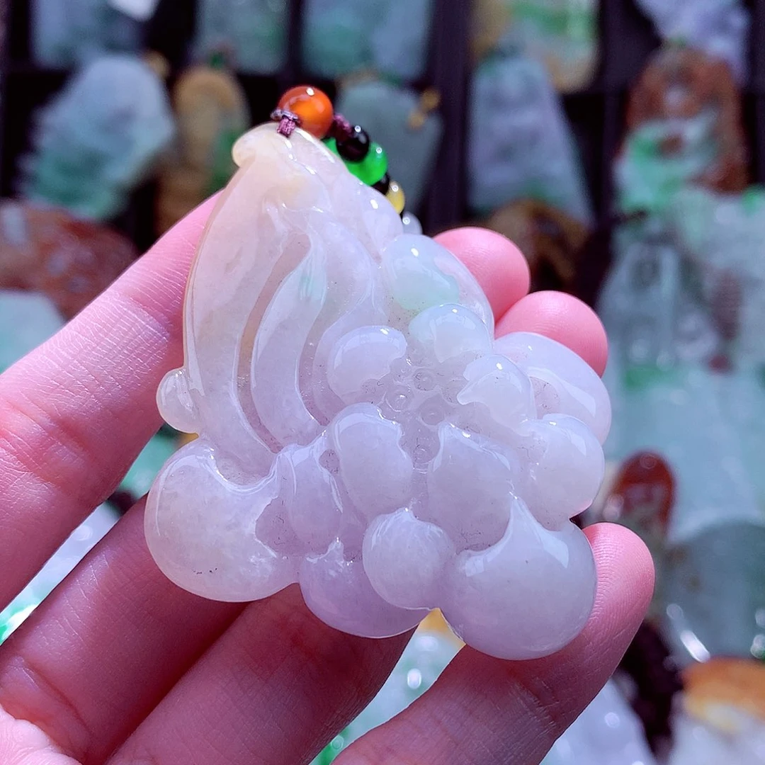 颈饰未镶嵌翡翠天然