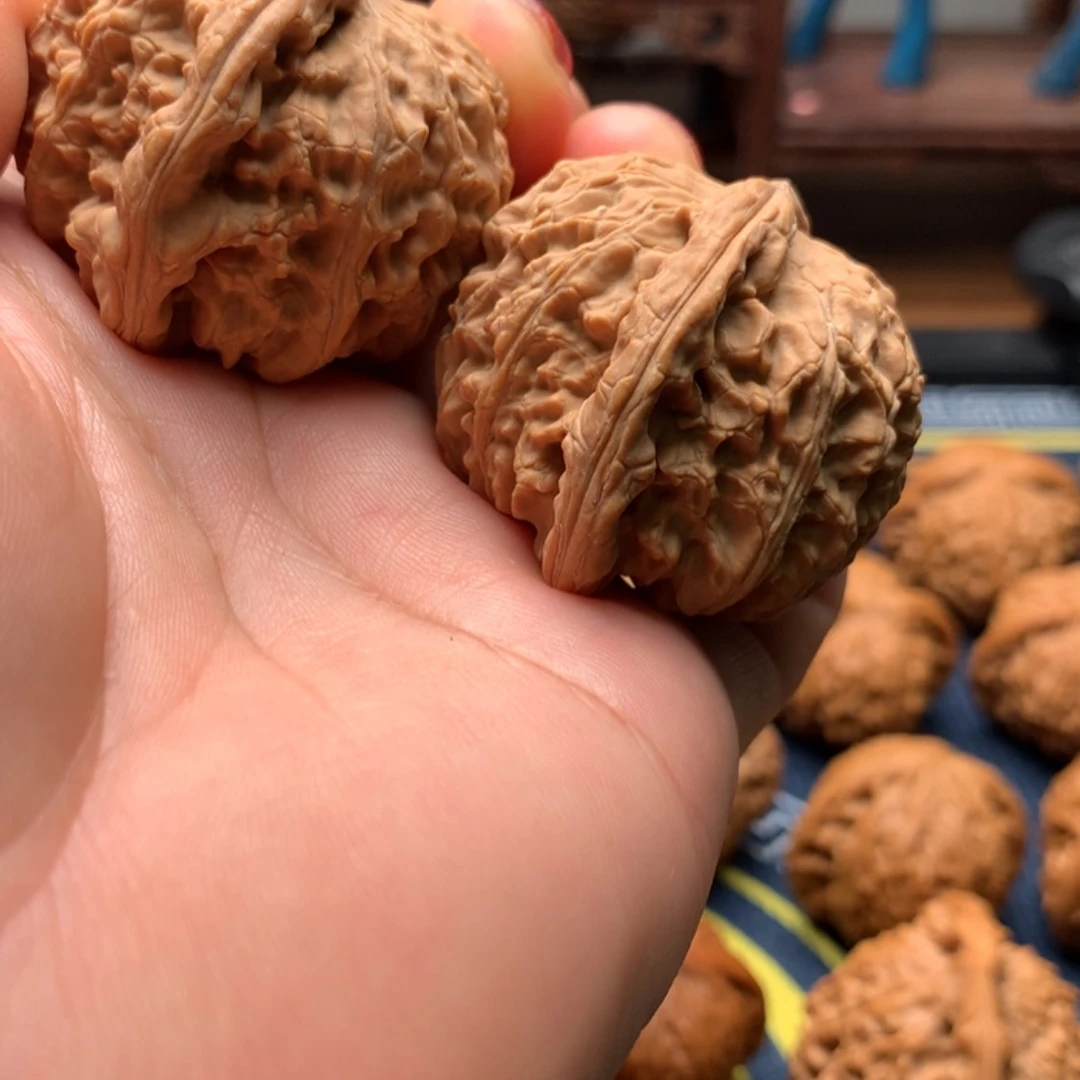 【闪购商品】文玩核桃吊坠筱****蛋白狮子42