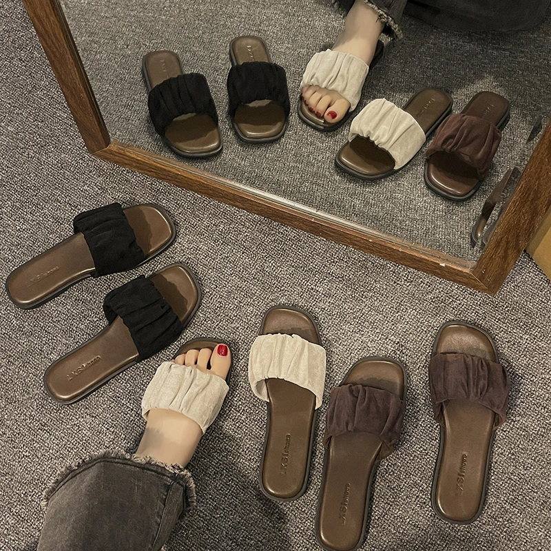 法式高级感一字拖鞋女夏外穿爆款凉拖ins2025年新款平底沙滩凉拖