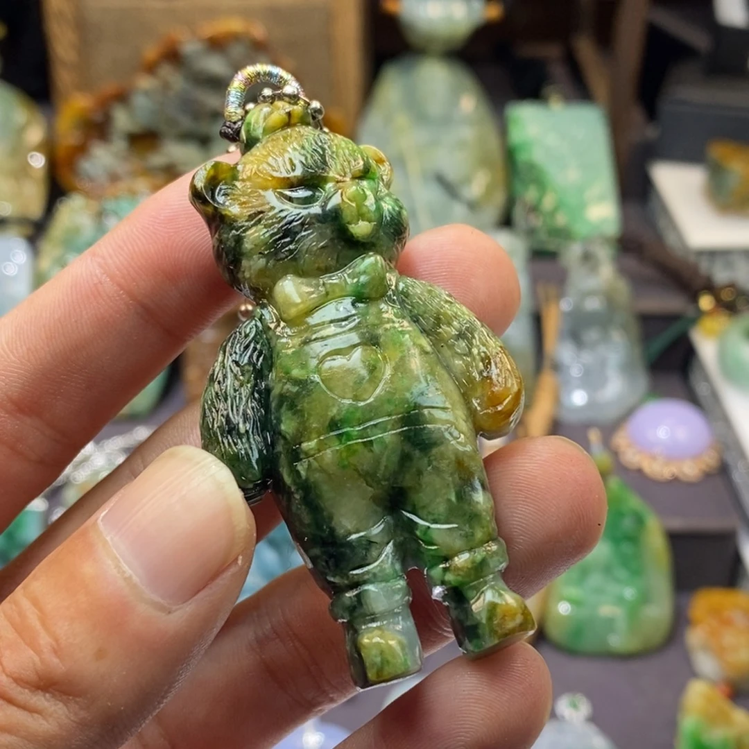 翡翠未镶嵌挂件翡翠