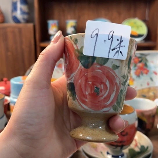 炉景德镇釉下手绘陶瓷。