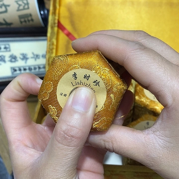 紫砂1。。。。。。。。。。。。。。。。。