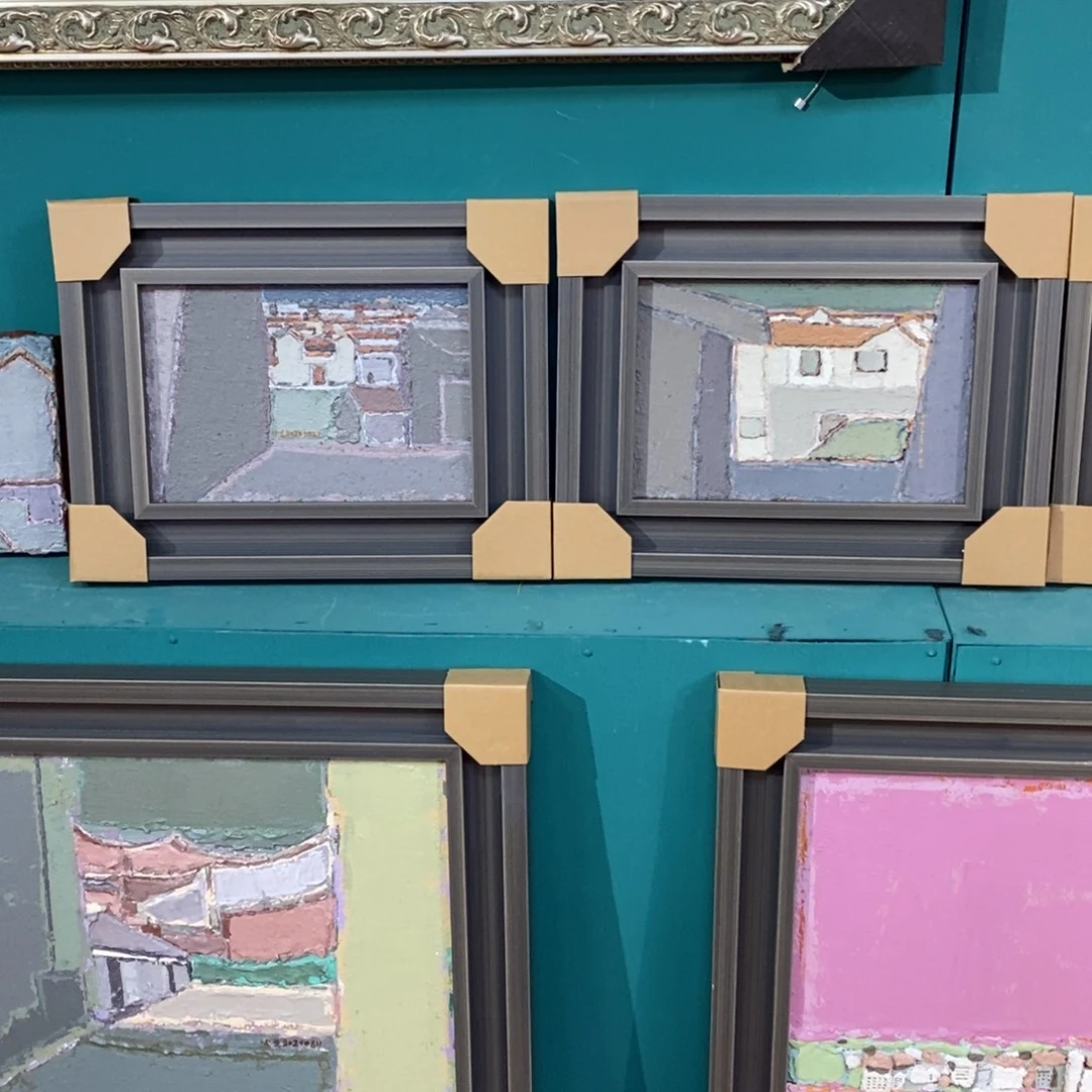 。***？油画刘小生老师两幅