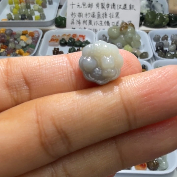 未镶嵌和田玉珠宝半成品