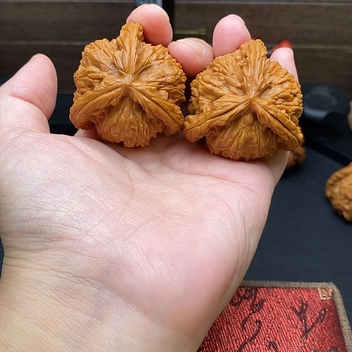 乒***界把件文玩核桃白奔