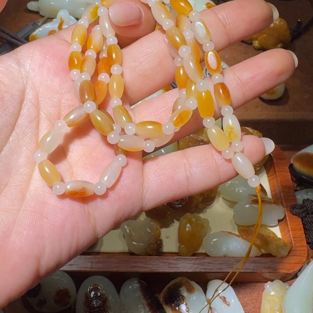 未镶嵌和田玉手链沐*