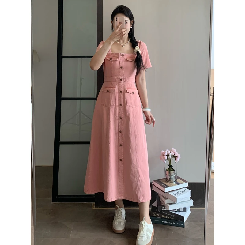 DM20338【酒心甜樱】方领设计时尚显瘦休闲精致减龄牛仔连衣裙