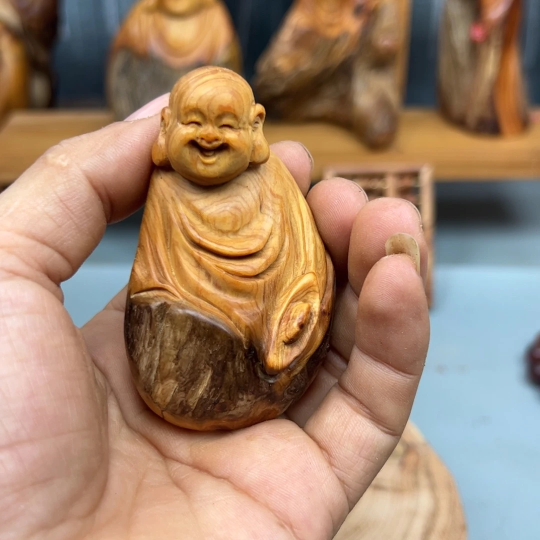 W***S木崖柏木摆件手把件