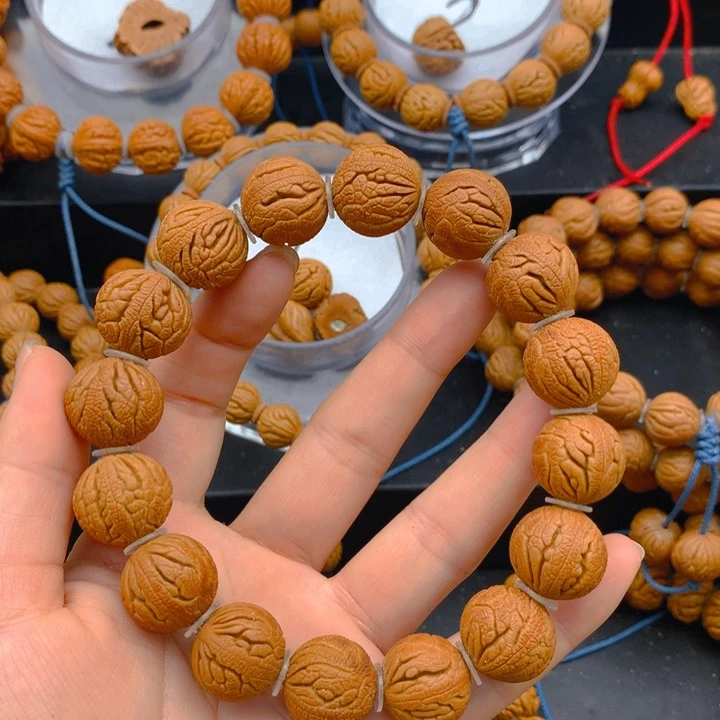 桃核吊坠仿古妮妮妮