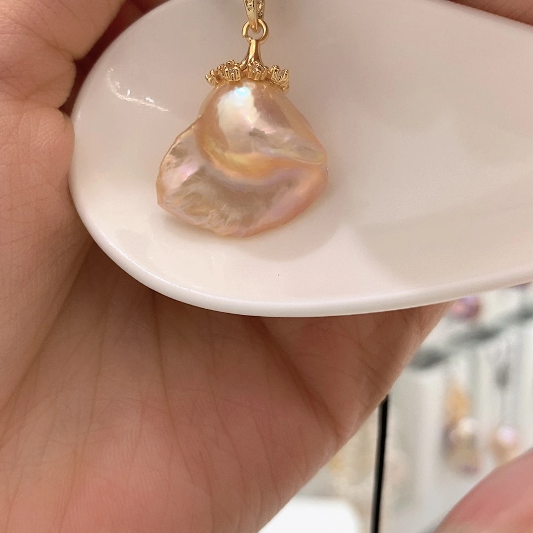 淡水珍珠合金颈饰