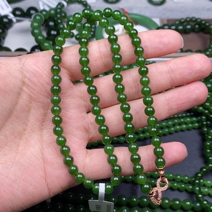 项链未镶嵌和田玉（碧玉）?****?