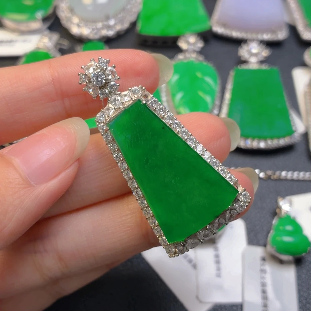 翡翠银S925镶嵌颈饰