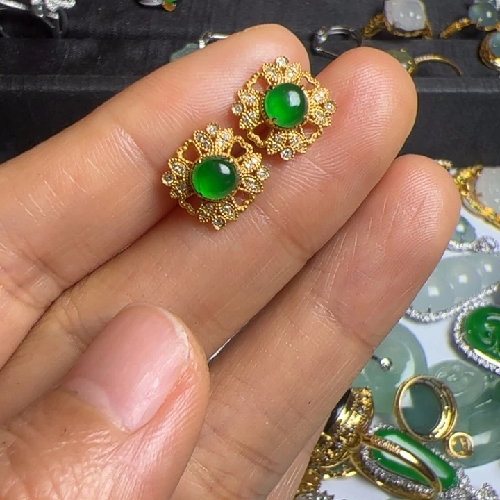 翡翠耳饰18K金镶嵌翡翠吊坠项链