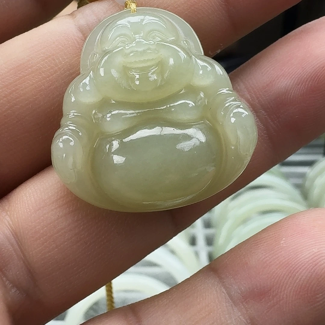 和田玉（糖玉）未镶嵌颈饰