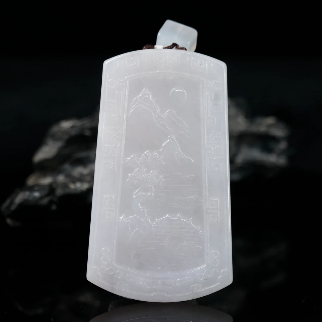 11天然缅甸翡翠A货冰粉底山水/100415/保利厦门拍卖