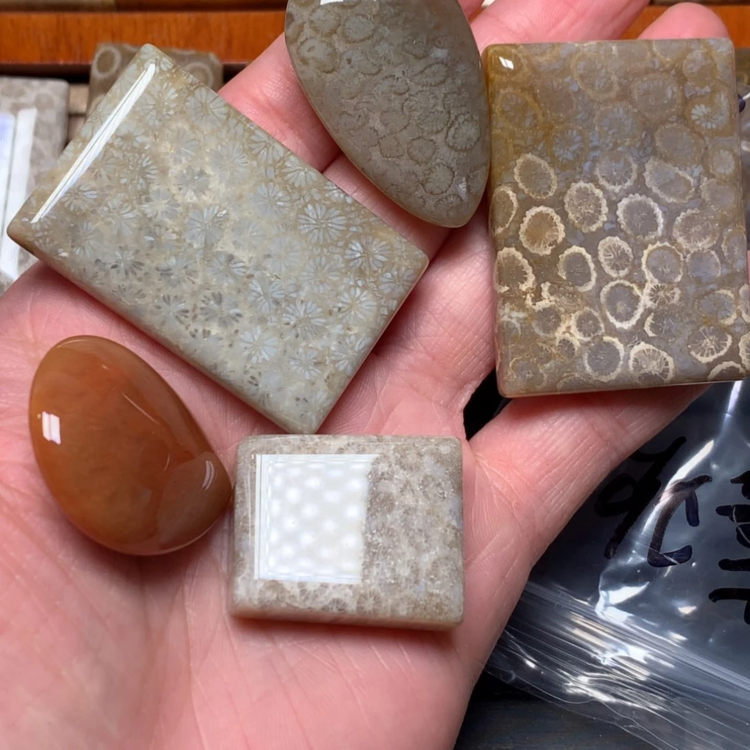 喜***理硅化玉未镶嵌吊坠无事牌手排平安扣