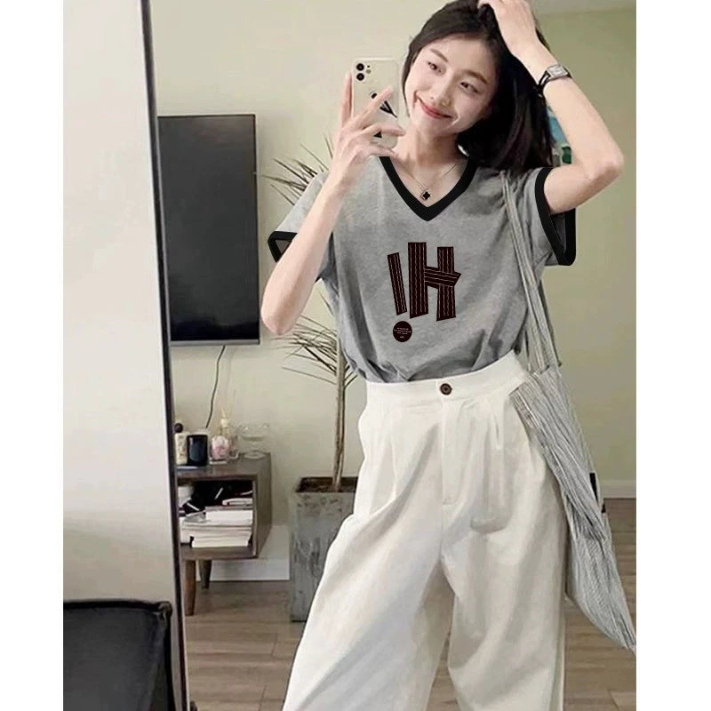 夏季新款正肩灰色纯棉T恤女装休闲显瘦百搭V领短袖印花上衣潮