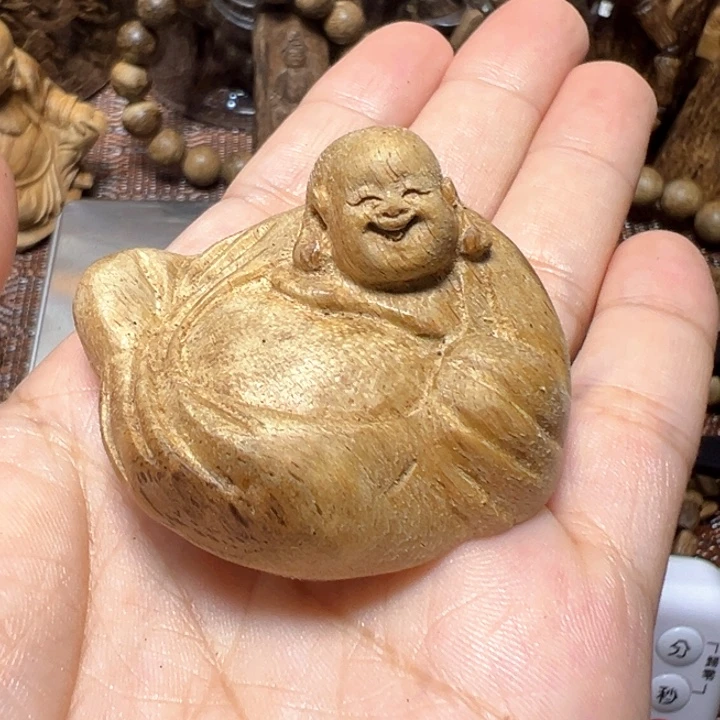 沉香沉香碎屑柬埔寨雕刻