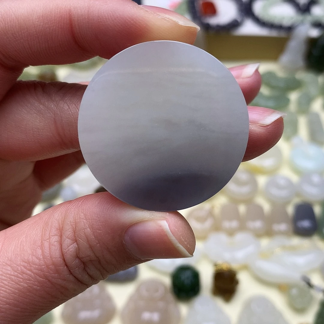 和田玉颈饰未镶嵌霞*