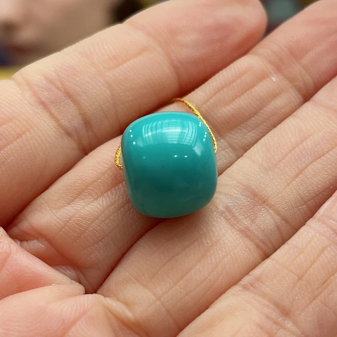 绿松石颈饰未镶嵌