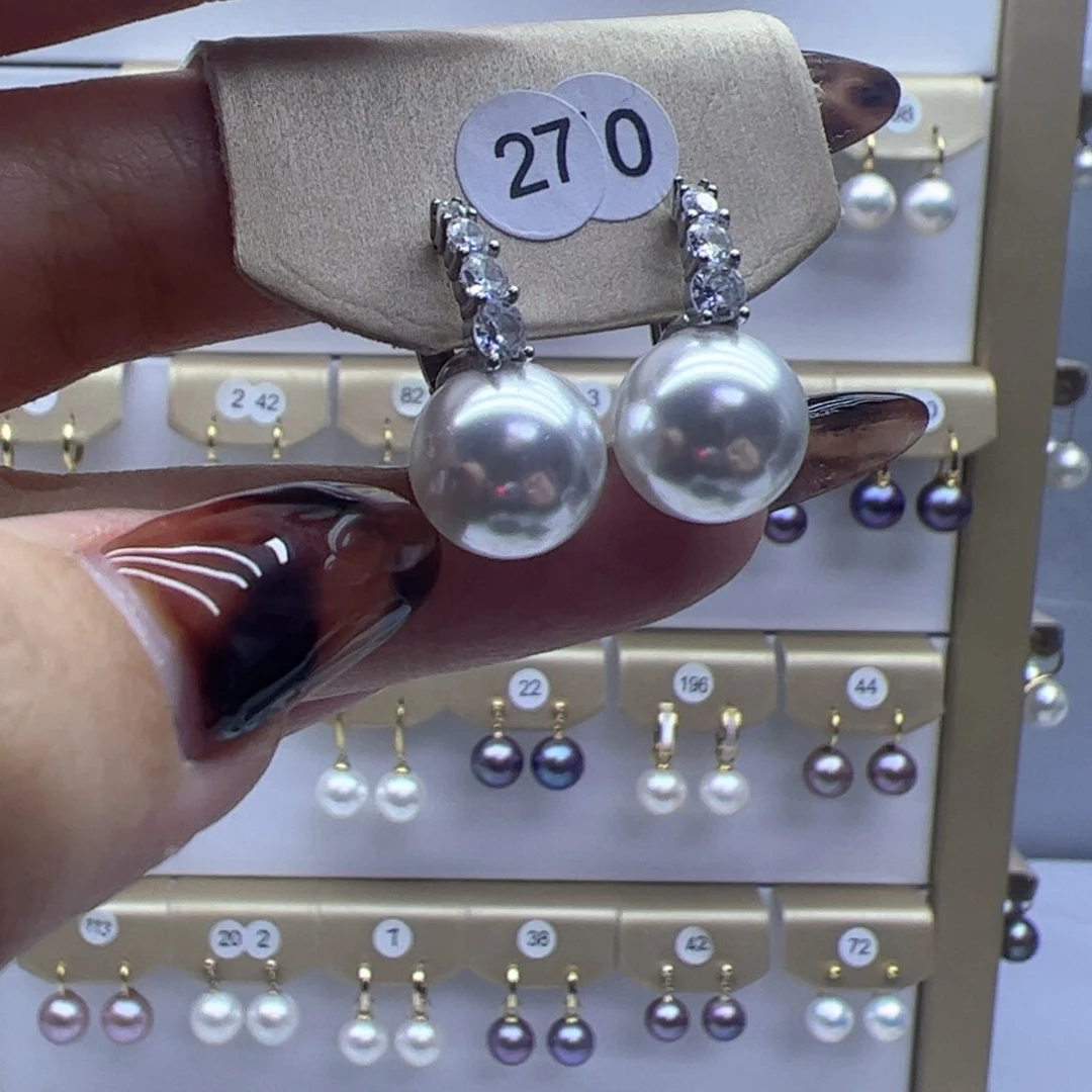 淡水珍珠耳饰未镶嵌