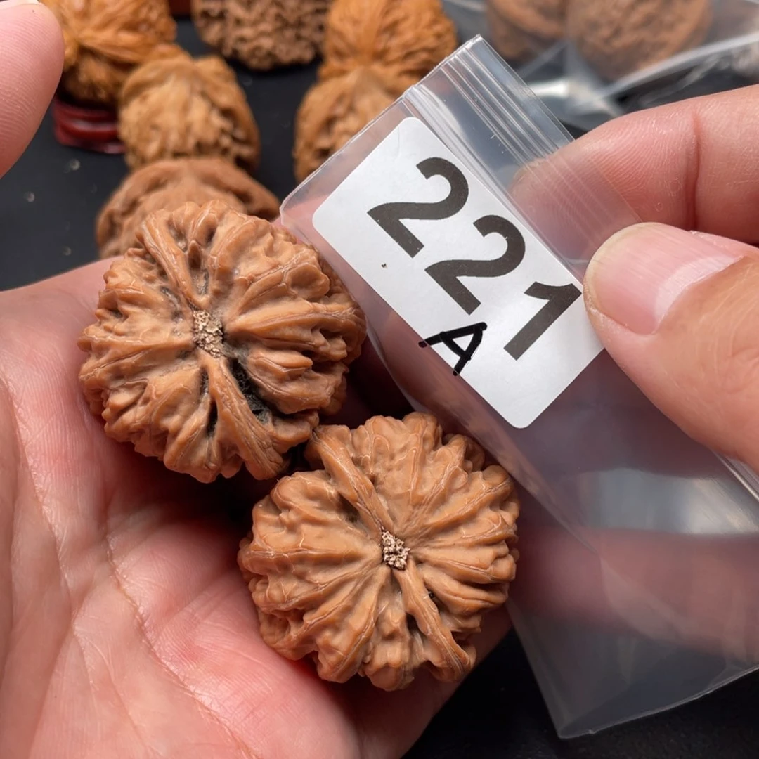 吊坠文玩核桃粗筋40