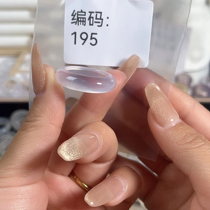 玛瑙/玉髓未镶嵌戒指195港17.5