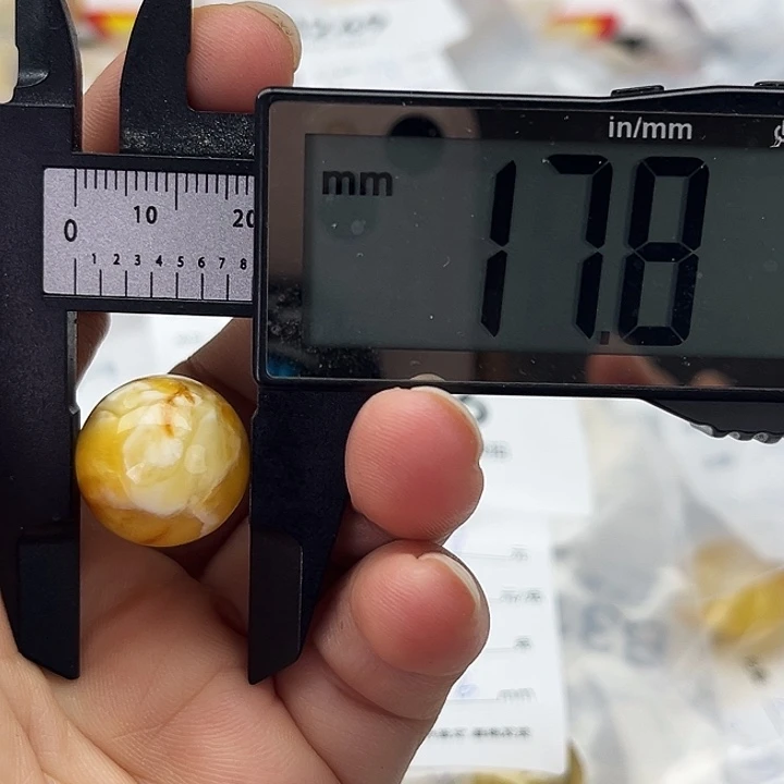 老***好琥珀颈饰未镶嵌290