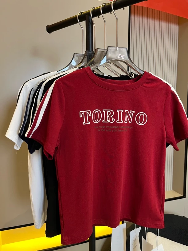 新品韩系百搭显瘦短款上衣2203