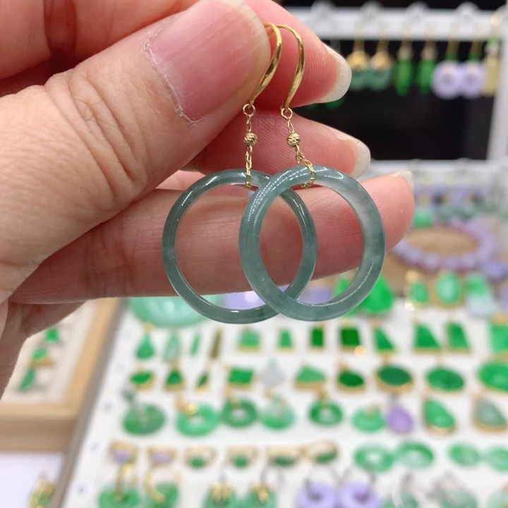 翡翠18K金镶嵌耳饰