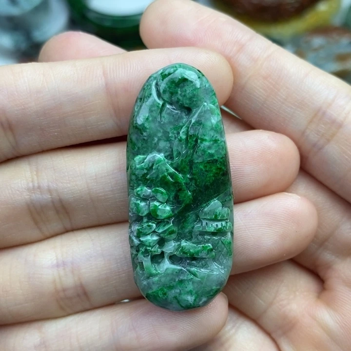 颈饰未镶嵌翡翠吊坠