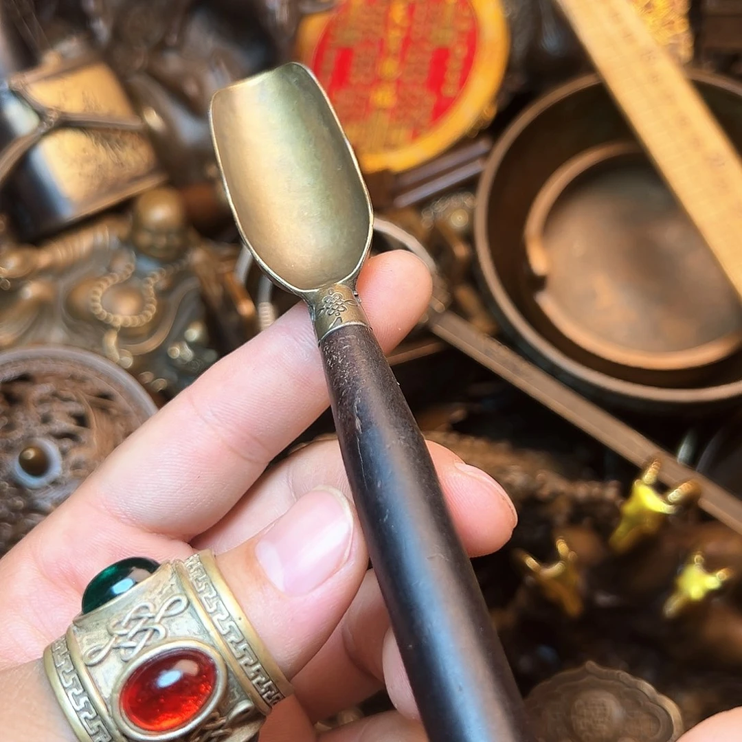 精美铜器工艺品等