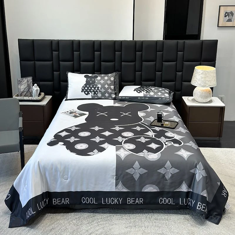 富安娜轻奢水洗冰丝潮牌大男孩夏被床品四件套网红学生宿舍夏凉被