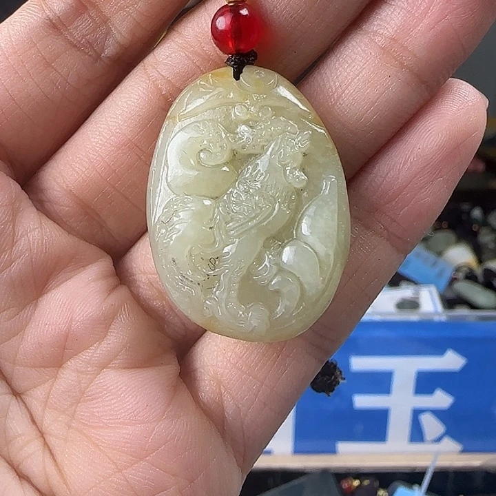 颈饰未镶嵌和田玉