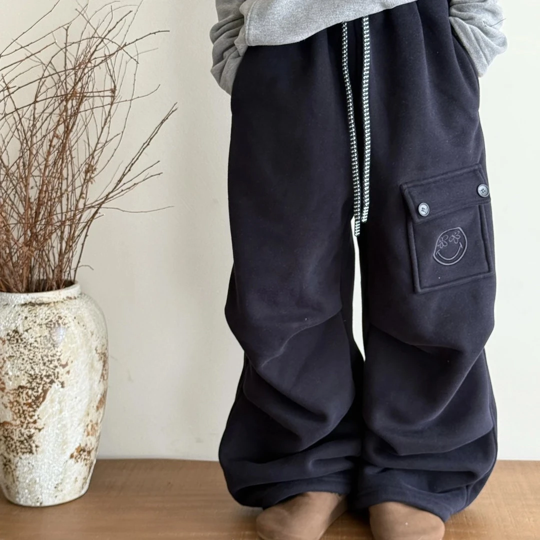 3121童装笑脸加绒工装裤